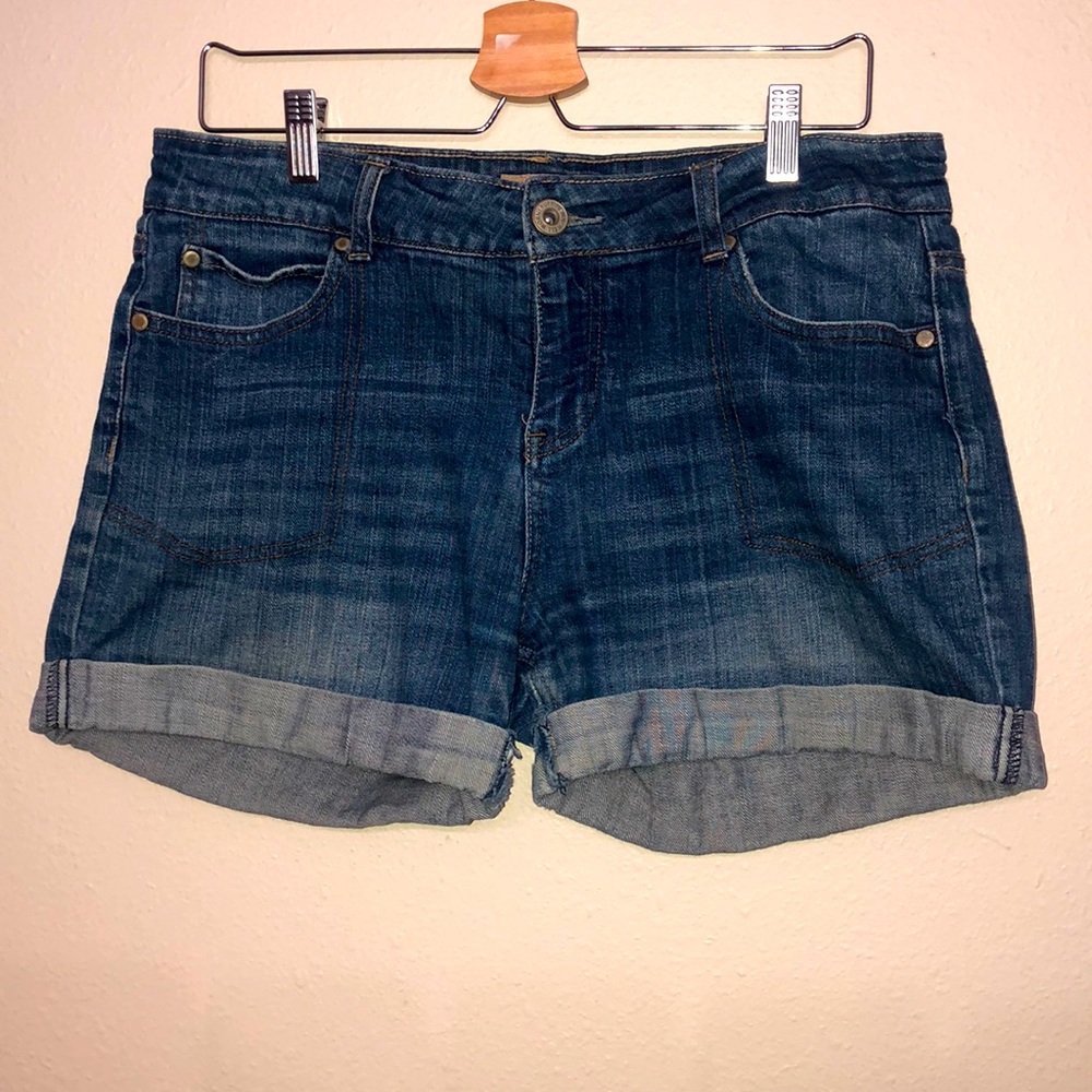 Denim medium wash foldover shorts w/ deep pockets